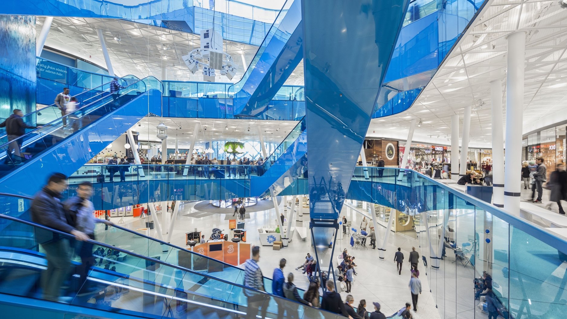 A Comprehensive Guide To Tailoring Your Mall Marketing Strategy